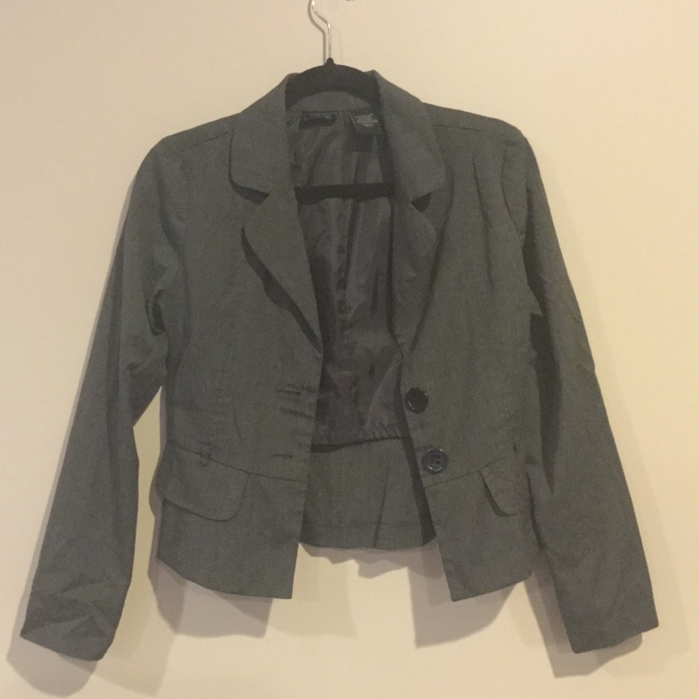 Gray Blazer - Picture 6 of 7